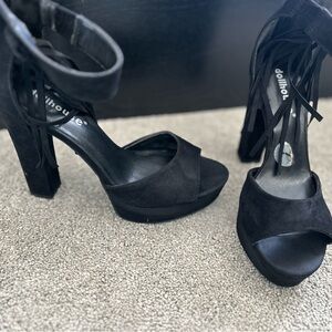 Dollhouse Black Women's Heels
